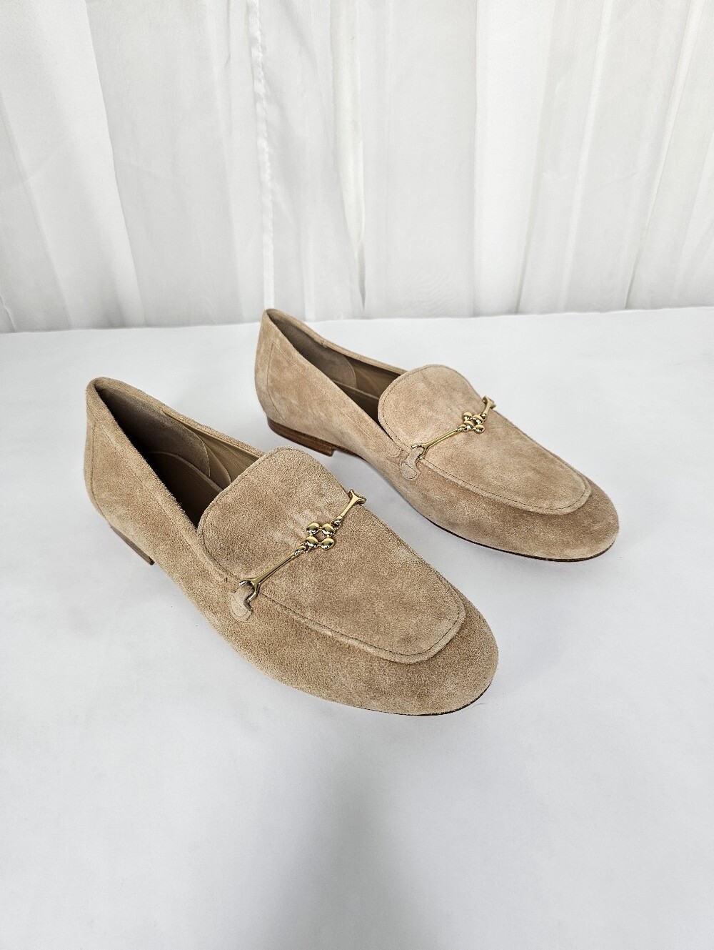 Larroudé Katherine Suede Horsebit Loafers in Peanut Tan Gold Bit Size 8